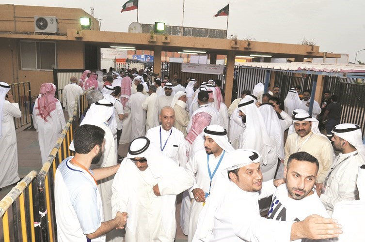 إقبال كبير من مساهمي تعاونية الرميثية على التصويت في الانتخابات				(زين علام)﻿