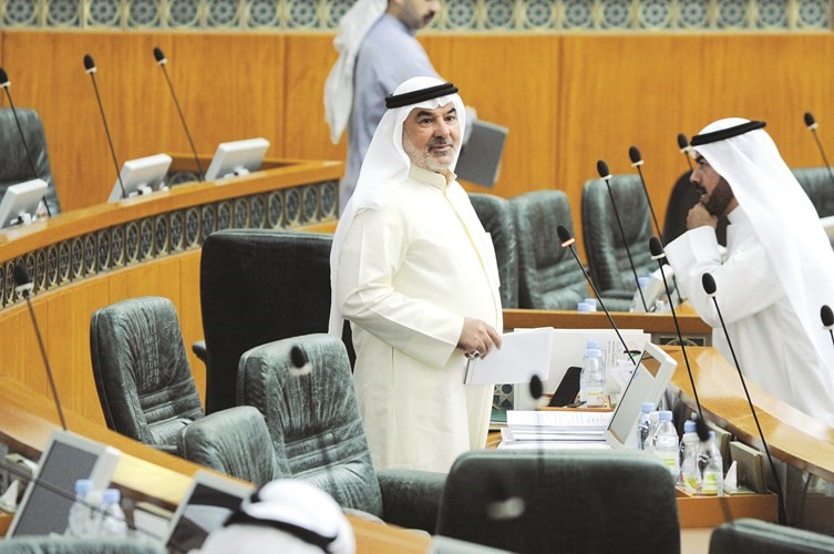 صالح عاشور﻿