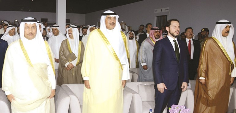 سمو الشيخجابر المبارك والشيخ صباح الخالد﻿