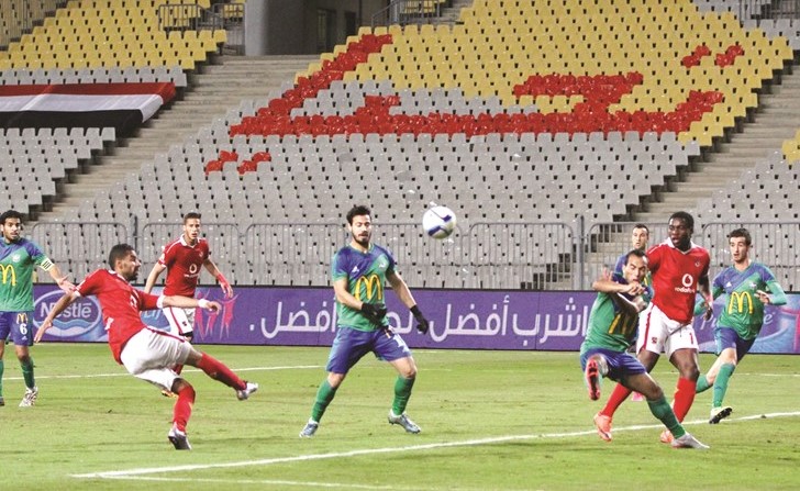 الأحمر والأبيض يستفيدان من التوقف لتدعيم صفوفهما﻿