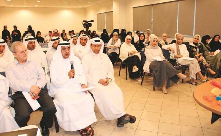 كلية التربية تنظم ورشة عمل «رؤية تربوية للتعليم التفاعلي»