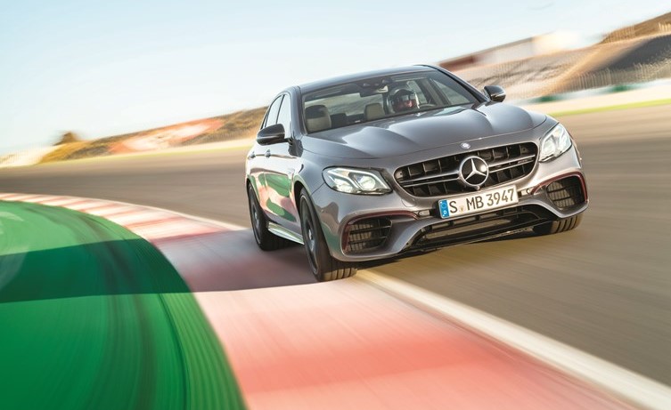 +E 63 S 4MATIC من مرسيدس AMG.. ذروة جديدة من الأداء
