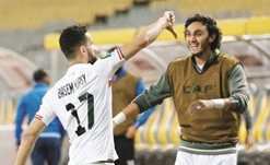 الزمالك يتخطى كابس «الضعيف» بهدفين من رأسيتين