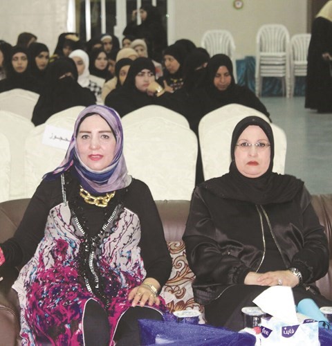 منال عبدالهادي ونيللي عبدالستار﻿