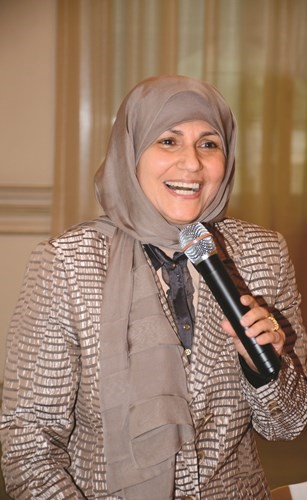 رقية حسين﻿