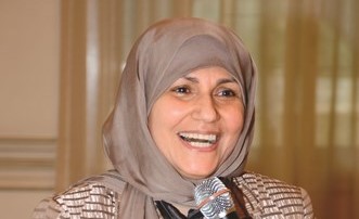 رقية حسين﻿