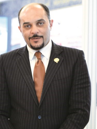 عزت أبو العز﻿