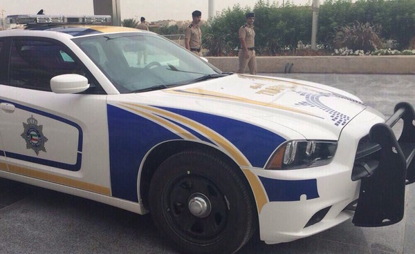 «فاصل» اصطدم بدورية نجدة وسوري دهس إثيوبية في «الجهراء»