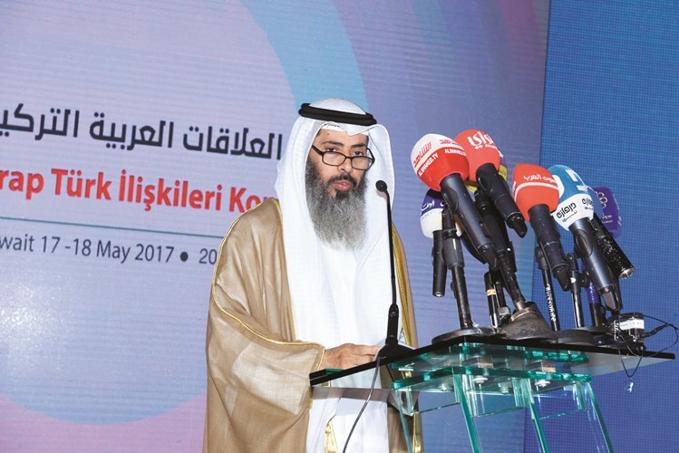 النائب نايف المرداس المنسق العام للمؤتمر متحدثا﻿