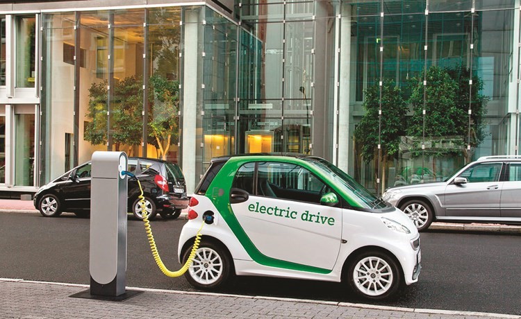 السيارات الكهربائية.. استثمار مستدام وفرص كبيرة للنمو