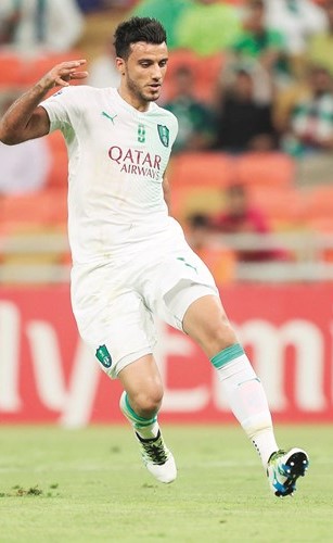 هداف الأهلي السوري عمر السومة ﻿