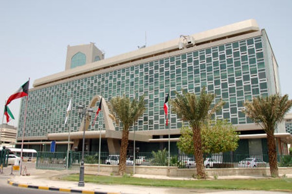 بلدية الكويت: تركيب 124 إعلاناً توعوياً ضمن حملتها "صحتك أمانة" الخاصة برمضان