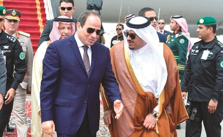 الرئيس المصري عبدالفتاح السيسي لدى وصوله العاصمة السعودية أمس (واس)﻿