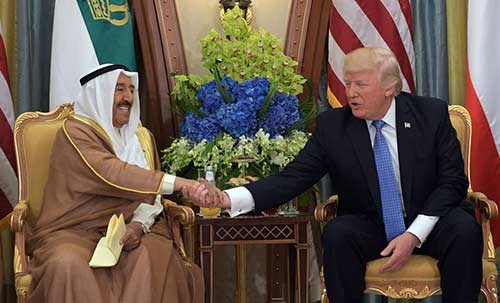 الأمير يدعو الرئيس الأميركي لزيارة البلاد