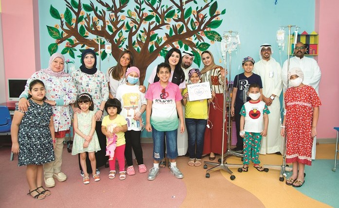مع أطفال مستشفى السرطان﻿
