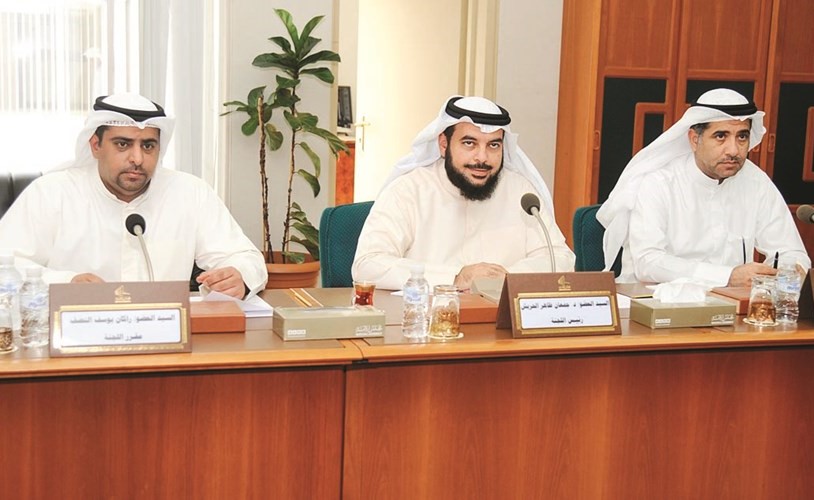 د. عودة الرويعي ود. جمعان الحربش وراكان النصف﻿