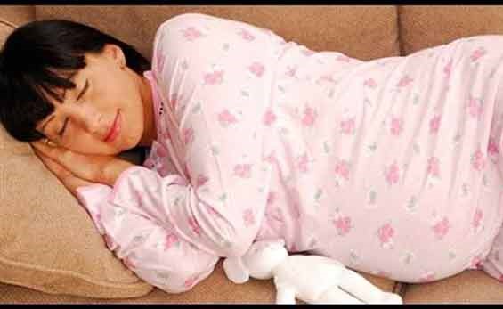دراسة: توقف التنفس أثناء النوم قد يعزز مضاعفات الحمل