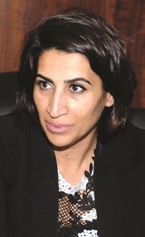 نائبة رئيس الجامعة الأمريكية لشؤون القبول والعلاقات العامة أمل البنعلي﻿