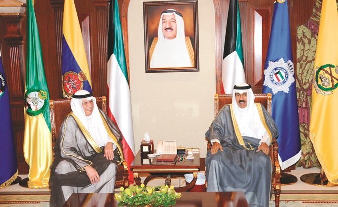 سمو ولي العهد الشيخ نواف الأحمد مستقبلا وزير الداخلية الشيخ خالد الجراح﻿