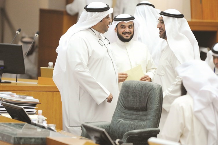 محمد الدلال ود.محمد الحويلة والحميدي السبيعي﻿