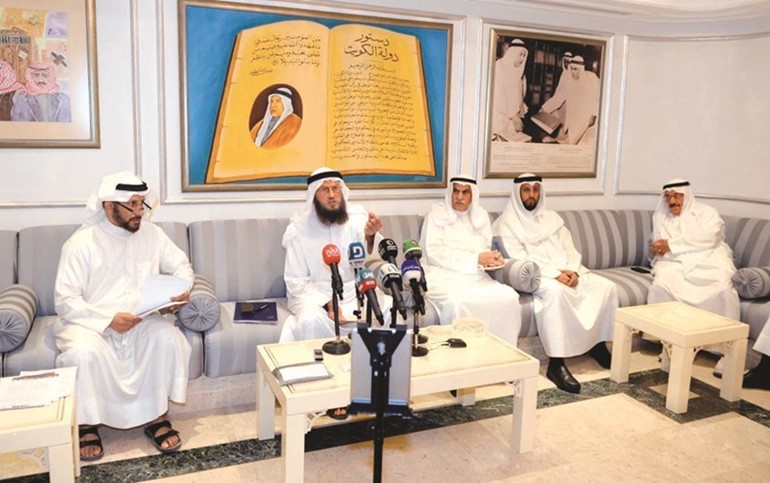 احمد السعدون وخالد السلطان وعبداللطيف العميري وعمار العجمي﻿