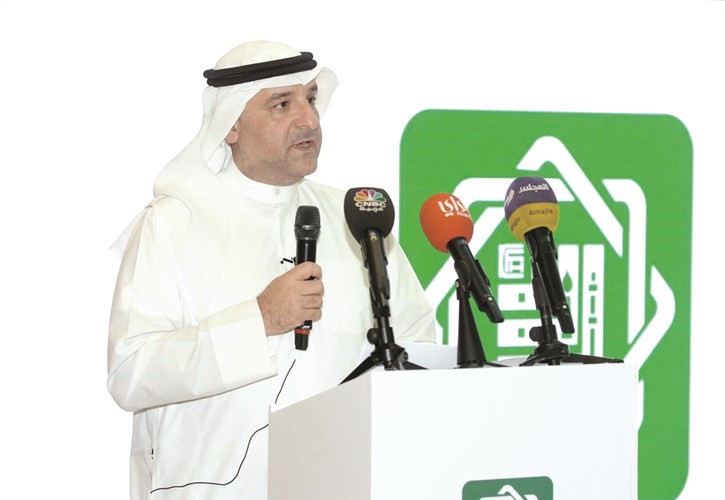 وليد مندني متحدثا خلال المؤتمر الصحافي ﻿