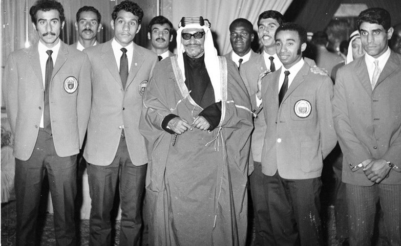 الشيخ عبدالله الجابر ومنتخب البحرين
