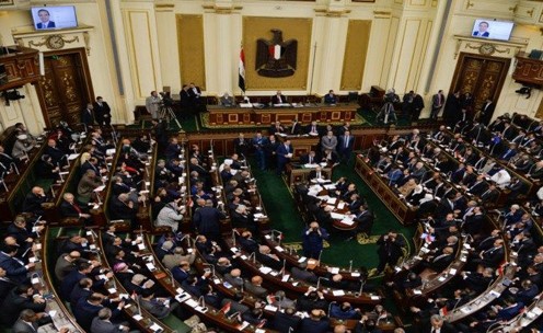 «تشريعية النواب» ترفض اقتراحاً بخفض سن تقاعد القضاة إلى 64 عاماً