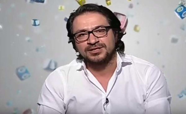 بالفيديو.. ممثل سوري للسعوديين: عشت ضيفًا بينكم 33 سنة وأصبحت ابنا.. ولا أملك إلا أن أشكركم