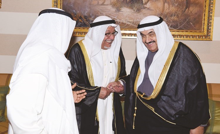 حديث باسم بين سمو الشيخ ناصر المحمد والشيخ علي الجراح والشيخ دعيج الخليفة﻿