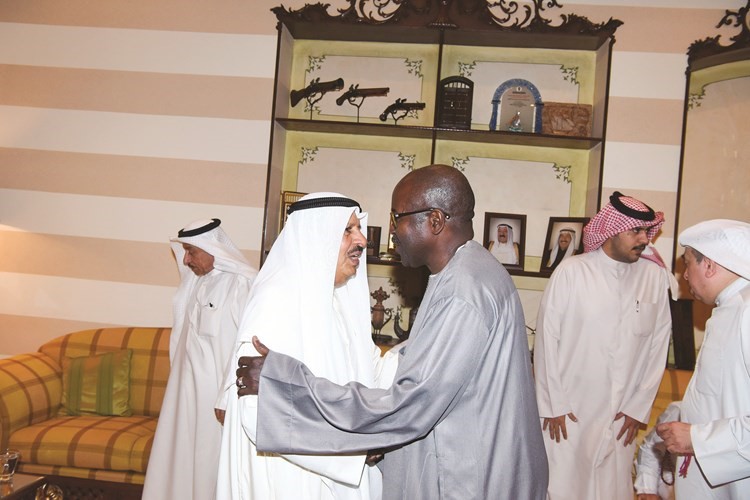 السفير السنغالي عبدالأحد امباكي مهنئا﻿