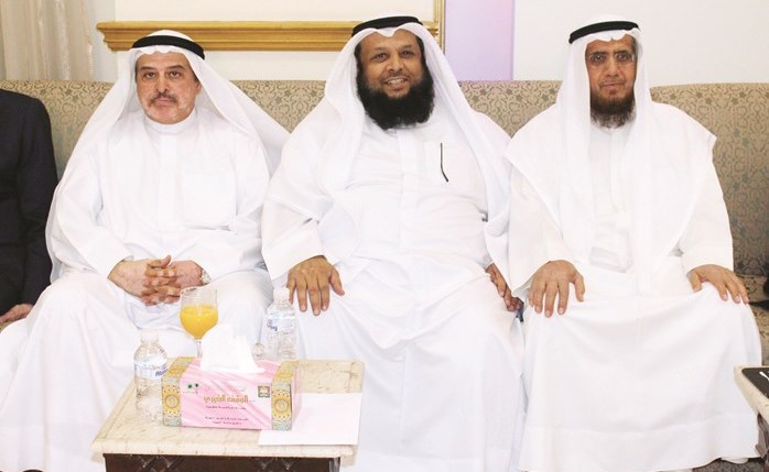 النائب السابق حمود الحمدان مباركا﻿