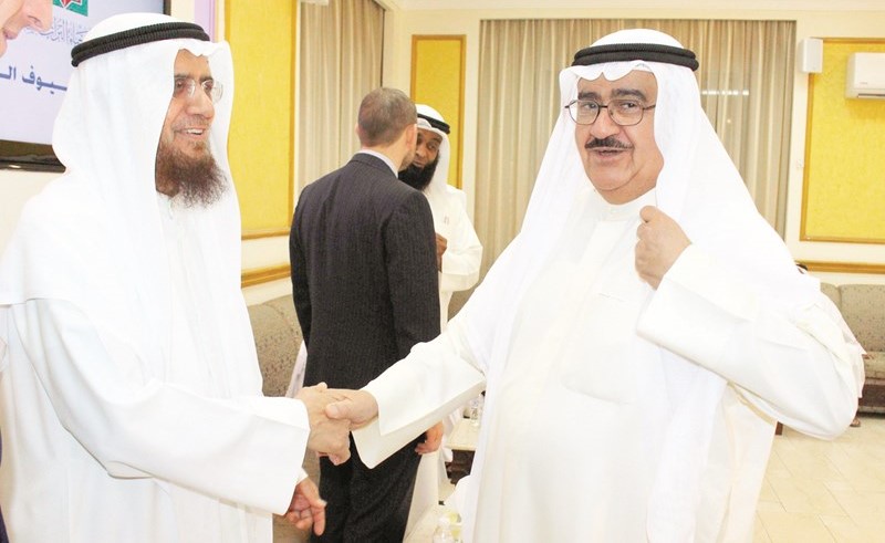 الفريق م.ثابت المهنا مهنئا﻿