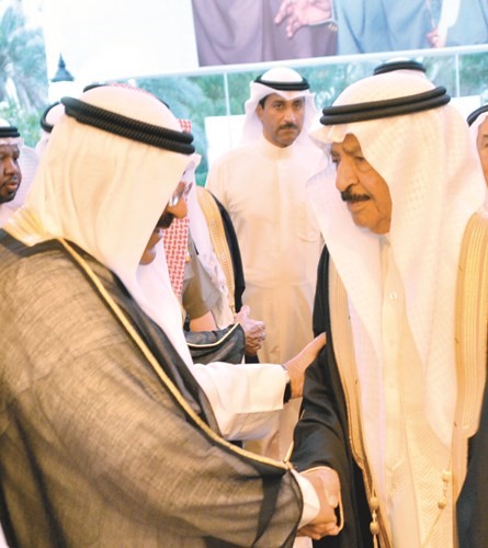 صاحب السمو الملكي الأمير خليفة بن سلمان آل خليفة والشيخ مشعل الاحمد﻿
