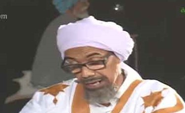 بالفيديو .. مفتي موريتانيا : "يجوز زواج رجال الإنس من نساء الجن" !