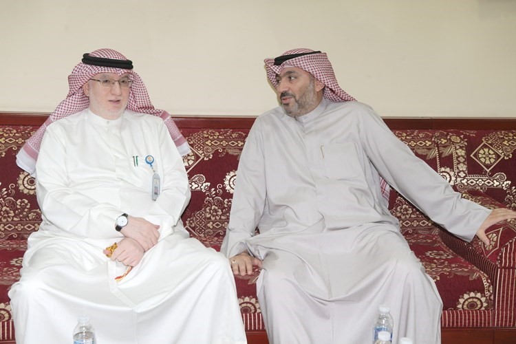 الزميلان جمال السويفان ومحمود الموسوي﻿