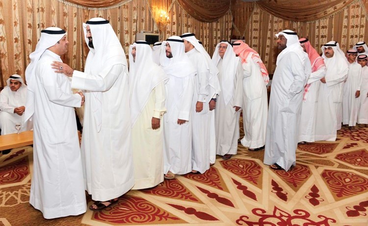 فيصل الكندري خلال استقباله المباركين بشهر رمضان﻿