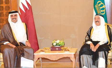 الأمير بحث مع تميم بن حمد دعم العمل الخليجي المشترك