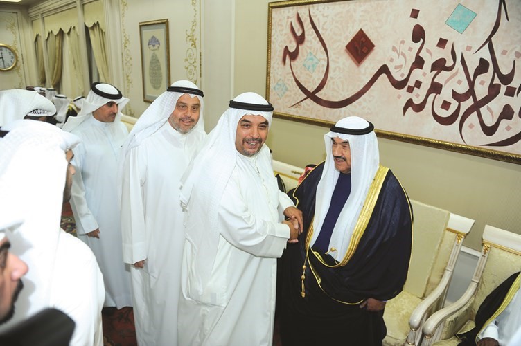 عبدالرحمن العنجري ود.حمد التويجري يباركان﻿