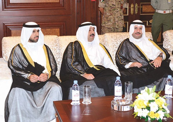  ﻿الشيخ عبدالله ناصر صباح الأحمد والشيخ صباح ناصر صباح الأحمد والشيخ فهد ناصر صباح الأحمد ﻿