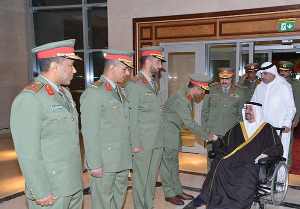 الأمير زار الرئاسة العامة للحرس الوطني لتهنئتهم بالشهر الفضيل