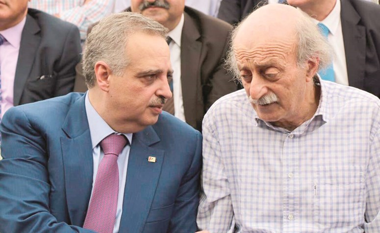 النائب وليد جنبلاط والنائب طلال ارسلان في حفل وضع حجر الاساس للمبنى الجديد لمؤسسة الشيخ ابو حسن عارف حلاوي الصحية ﻿