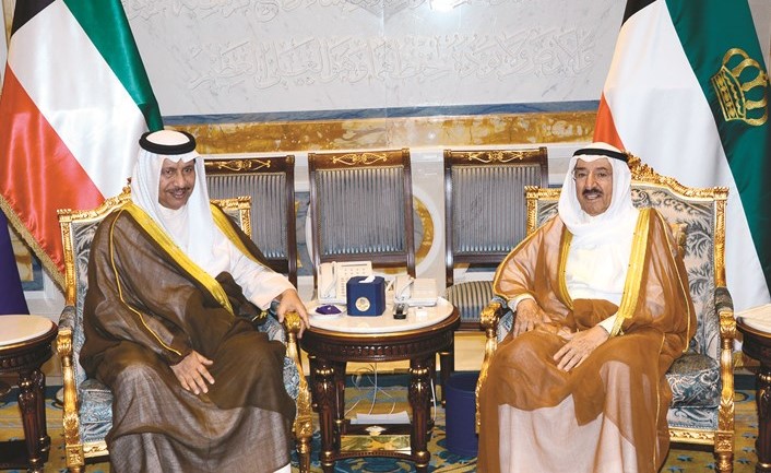 صاحب السمو خلال استقباله سمو رئيس الوزراء الشيخ جابر المبارك﻿