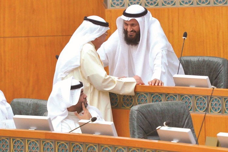 الشيخ خالد الجراح يستمع لمحمد هايف ﻿