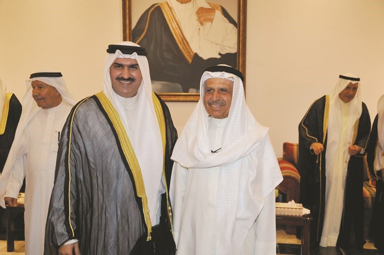 النائب السابق عبدالعزيز المطوع مهنئا﻿