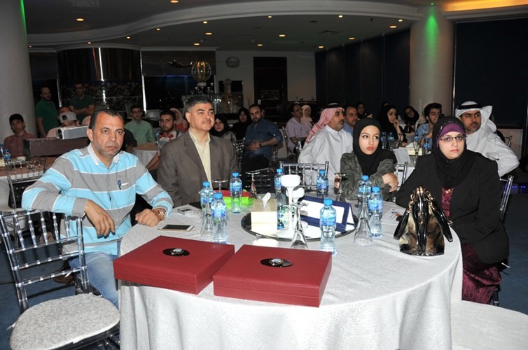 متابعة من الحضور﻿