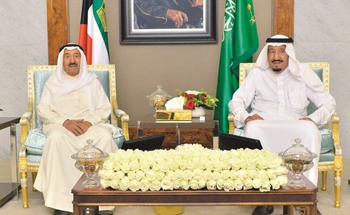 صاحب السمو الأمير الشيخ صباح الأحمد وخادم الحرمين الشريفين الملك سلمان بن عبدالعزيز آل سعود﻿