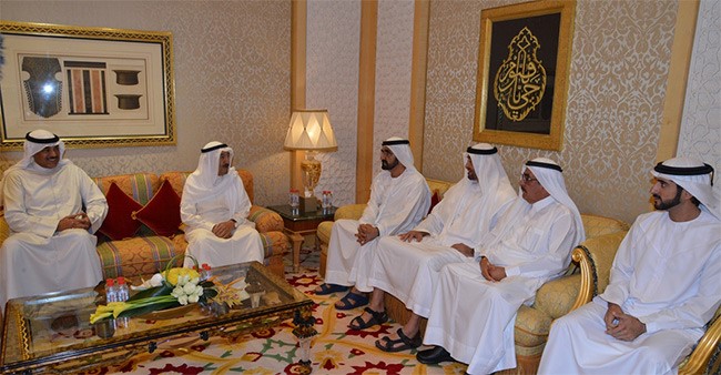  صاحب السمو الأمير الشيخ صباح الأحمد  خلال لقائه صاحب السمو الشيخ محمد بن راشد آل مكتوم وصاحب السمو الشيخ محمد بن زايد آل نهيان