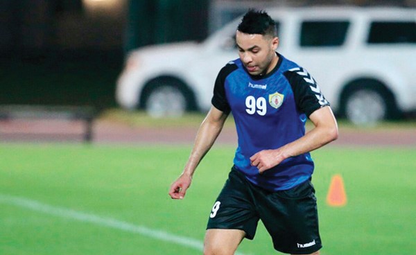 طلال نايف يتلقى عروضاً محلية