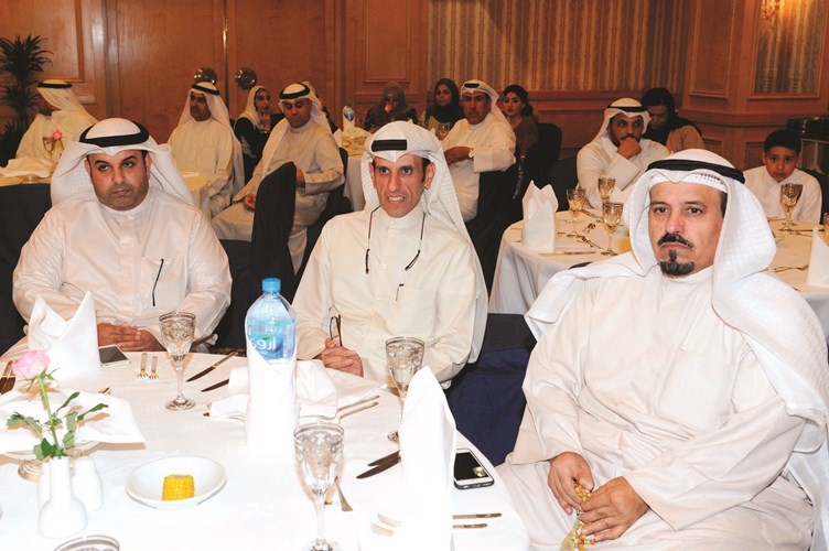 الزميل خالد العرافة وفهد العنزي من قطاع الرقابة﻿